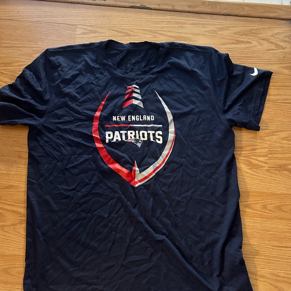Nike New England Patriots T Shirt Mens Size L Blue NFL Icon Performance Dri Fit